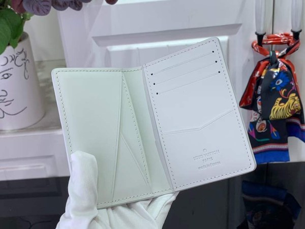 루이비통 2024 M83377 포켓 오거나이저 지갑