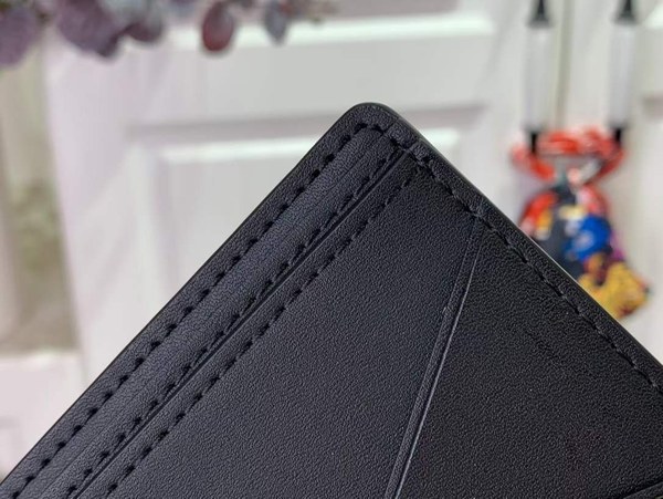 루이비통 2024 M82072 모노그램 멀티플 반지갑 지갑