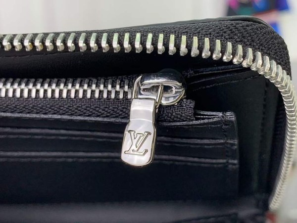 루이비통 2024 N63548 지피 월릿 장지갑 지갑