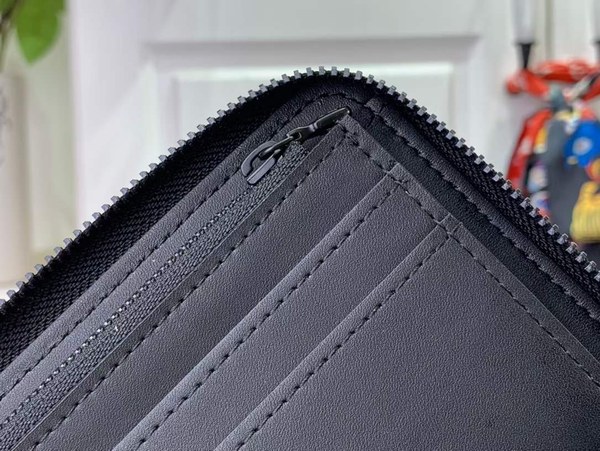 루이비통 2024 M62902 지피 월릿 장지갑 지갑