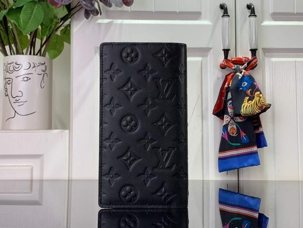 루이비통 2024 M62900 브라짜 월릿 장지갑 지갑