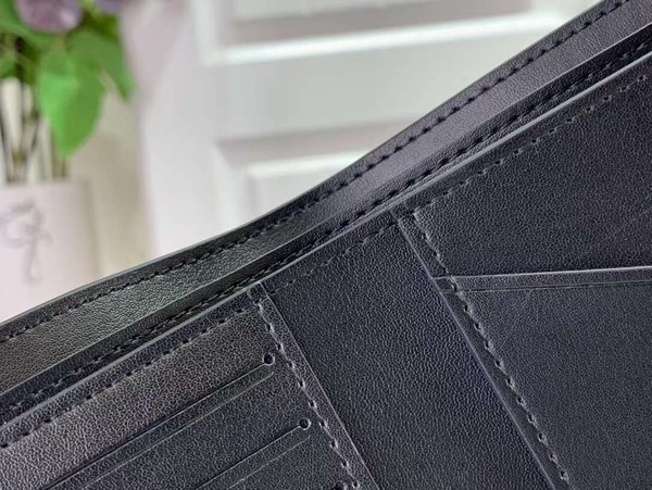 루이비통 2023 멀티플 월릿 반지갑 지갑 M82297