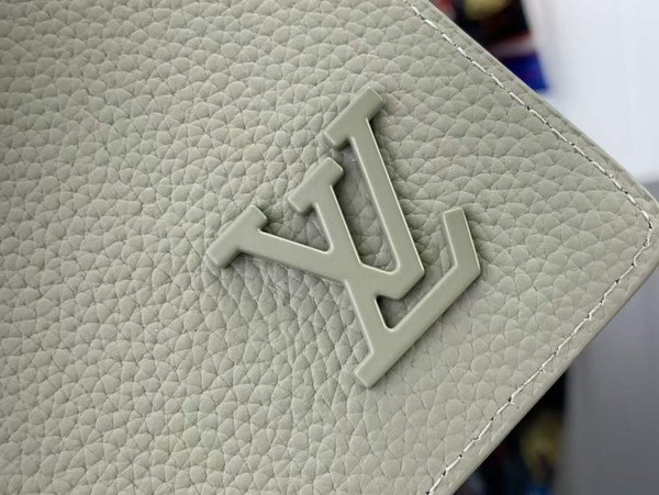 루이비통 2023 M82274 멀티플 월릿 세이지 반지갑 지갑