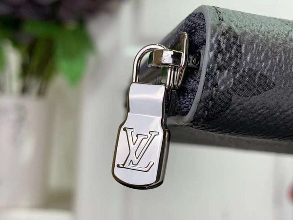 루이비통 2023 m81971 지피 버티컬 장지갑 지갑