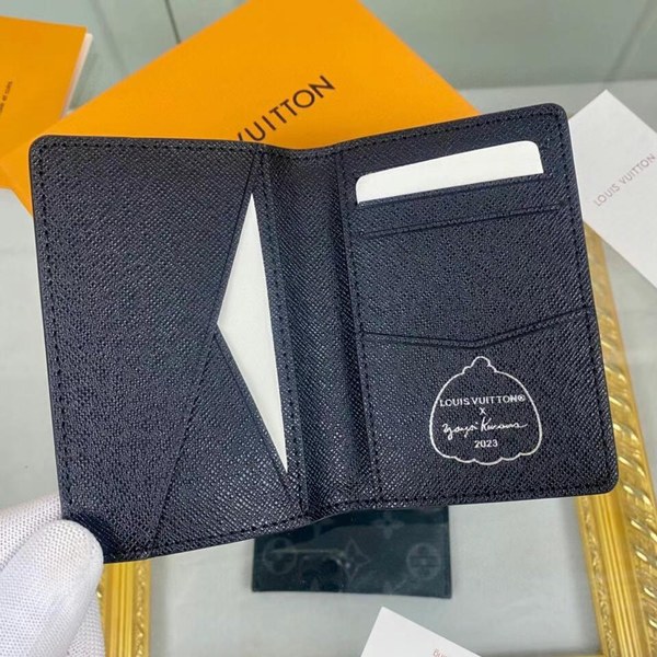 루이비통 2023 YK 포켓 오거나이저 지갑 M81928