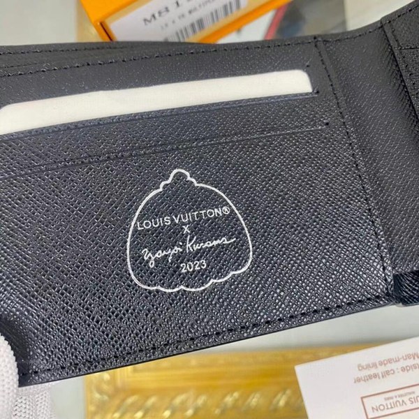루이비통 2023 yk 멀티플 월릿 반지갑 지갑 M81931