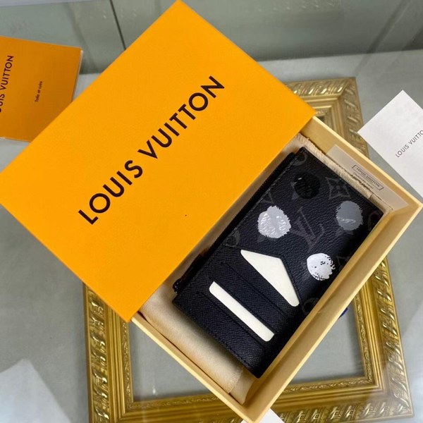 루이비통 2023 YK 콜라보 코인 카드 홀더 지갑