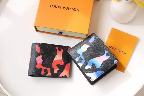 루이비통 2023 모노그램 카모플라쥬M81750Multiple 반지갑 지갑