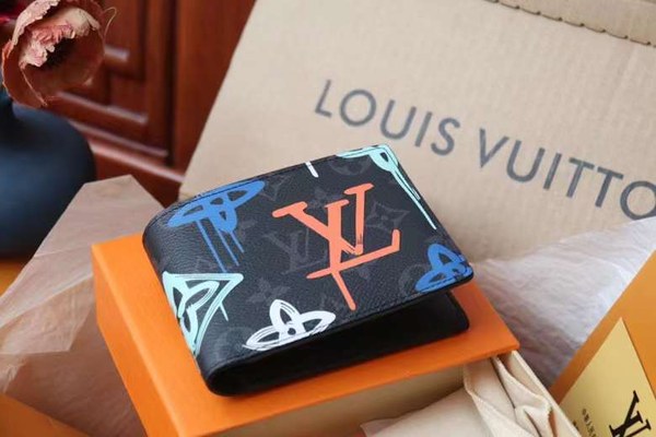 루이비통 2022 M81847  Multiple 반지갑 지갑