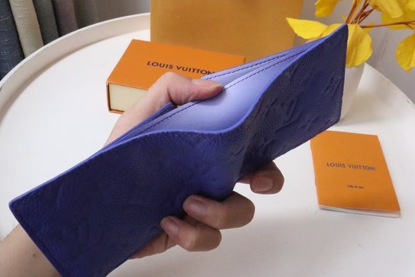 루이비통 2022 m81547 슬랜더 월릿 반지갑