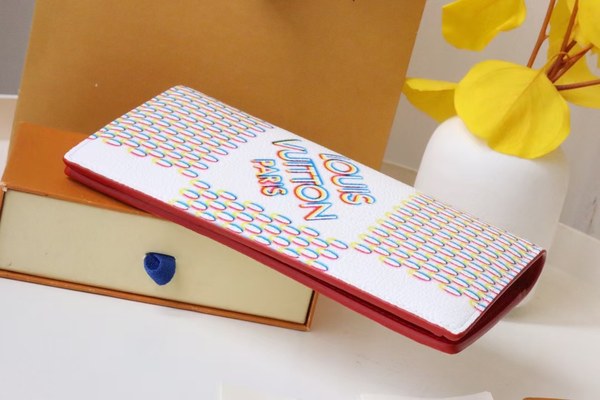 루이비통 2022 M81468 다미에 스프레이  장지갑