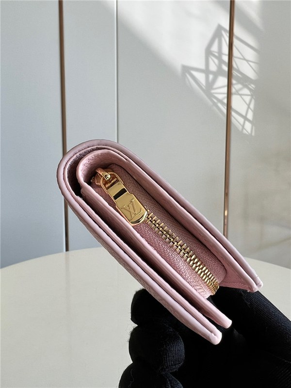 [해외배송]LOUIS VUITTON 루이비통 모노그램 앙프렝뜨 클래아 월릿 M81212