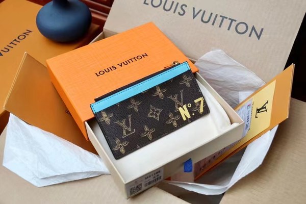 루이비통 2022 M81256 Virgil Abloh  Trunk L’Œil  Coin Monogram  N°7 Monogram  LV 8 x 14.5 x 1cm 지갑