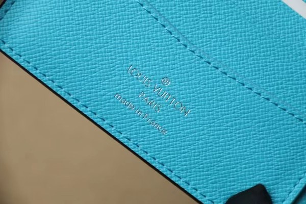 루이비통 2022 N64603  Damier Graphite 12/9cm 반지갑