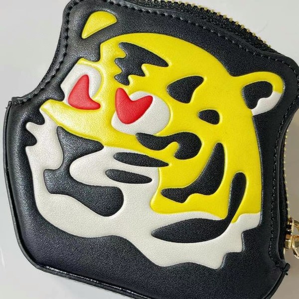 루이비통 2022 타이거 코인 파우치 키홀더 지갑