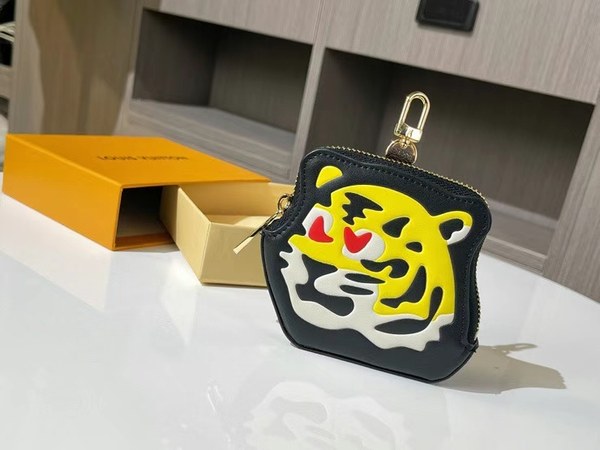 루이비통 2022 타이거 코인 파우치 키홀더 지갑