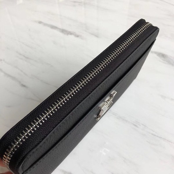 루이비통 락미 지퍼 장지갑 M62622