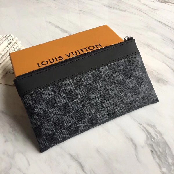 이비통 디스커버리 포쉐트 M30278