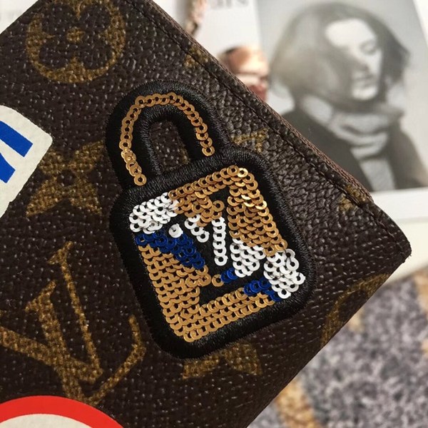 루이비통지퍼 코인 퍼스 모노그램 패치 M63391