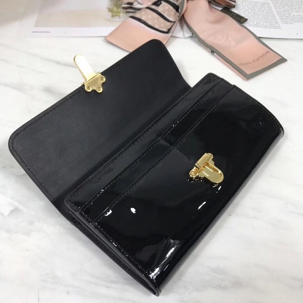 루이비통 장지갑 M62558