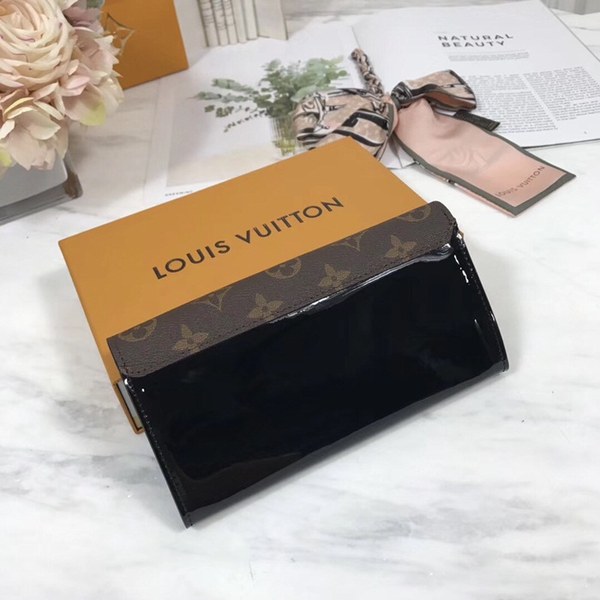 루이비통 장지갑 M62558