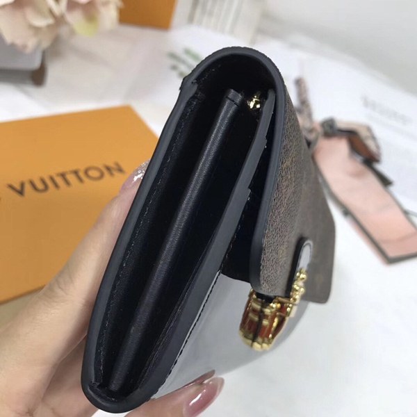 루이비통 장지갑 M62558