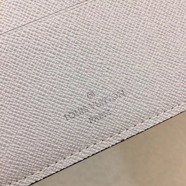 루이비통 멀티플 월릿 M67819