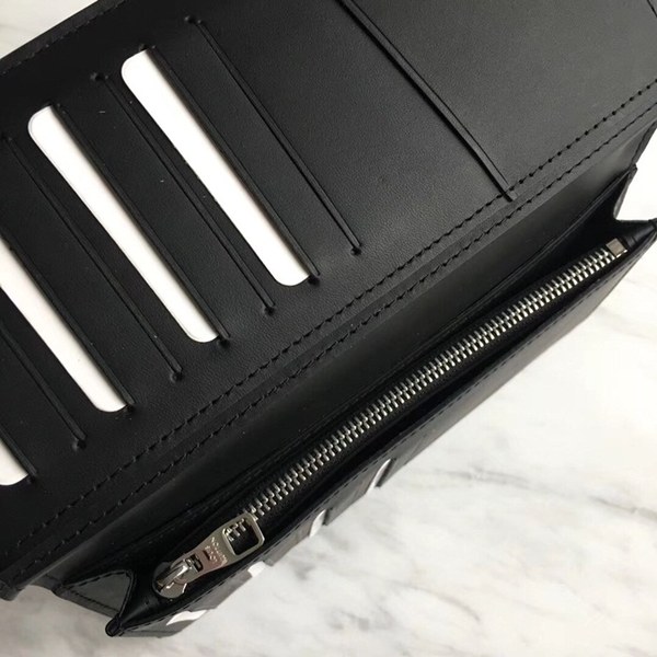 루이비통 브라짜 월릿 블랙