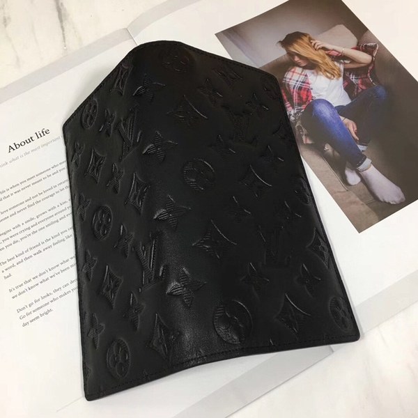 루이비통 브라짜 장지갑 M62900