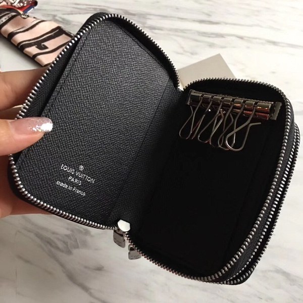 루이비통 키홀더 N58106