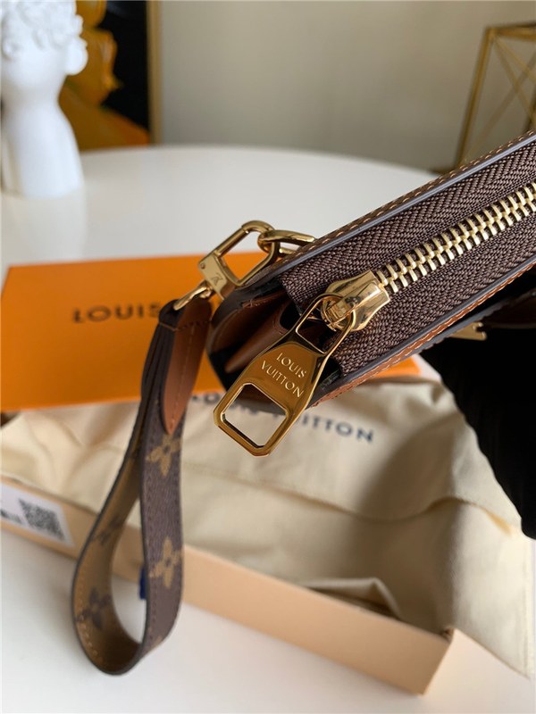 루이비통 지퍼 장지갑 M69162