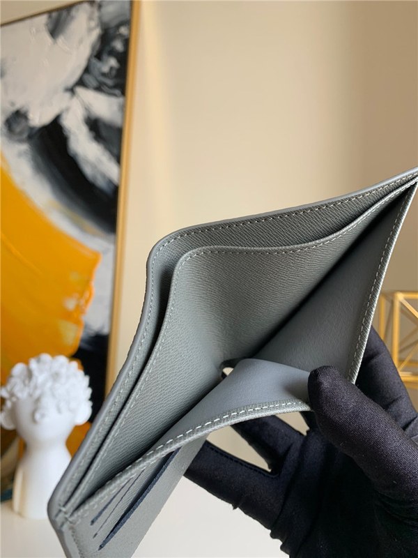 루이비통 멀티플 반지갑 M60302 2020/신상