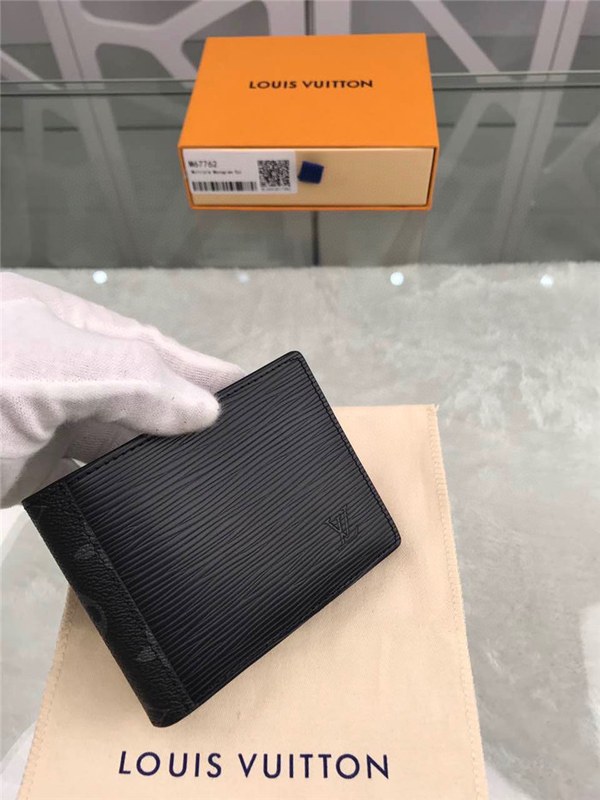 루이비통 반지갑 M67762