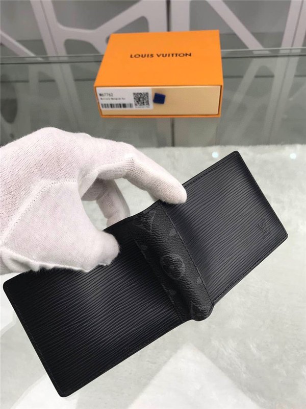 루이비통 반지갑 M67762