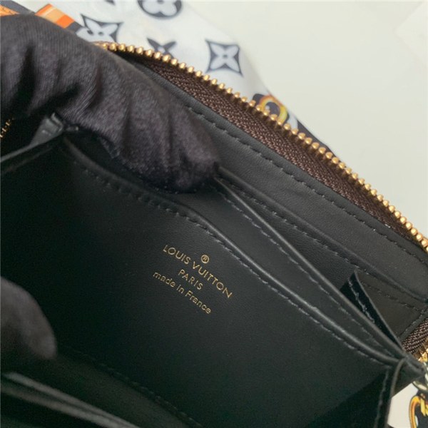 루이비통 지피 동전 지갑 M67690 신상