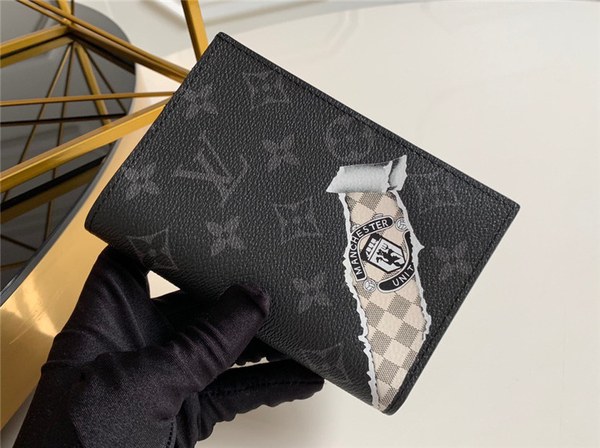 루이비통 여권지갑 M64411-1 신상