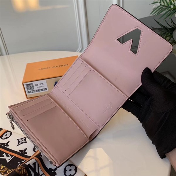 루이비통 트위스트 지갑신상