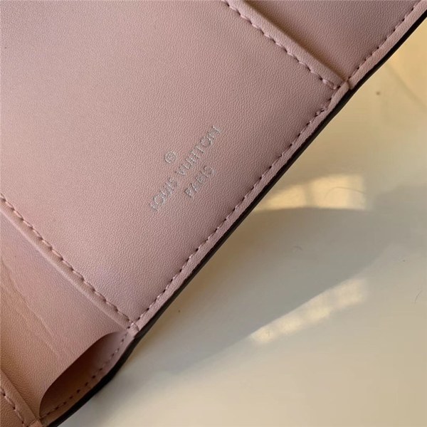 루이비통 트위스트 지갑신상