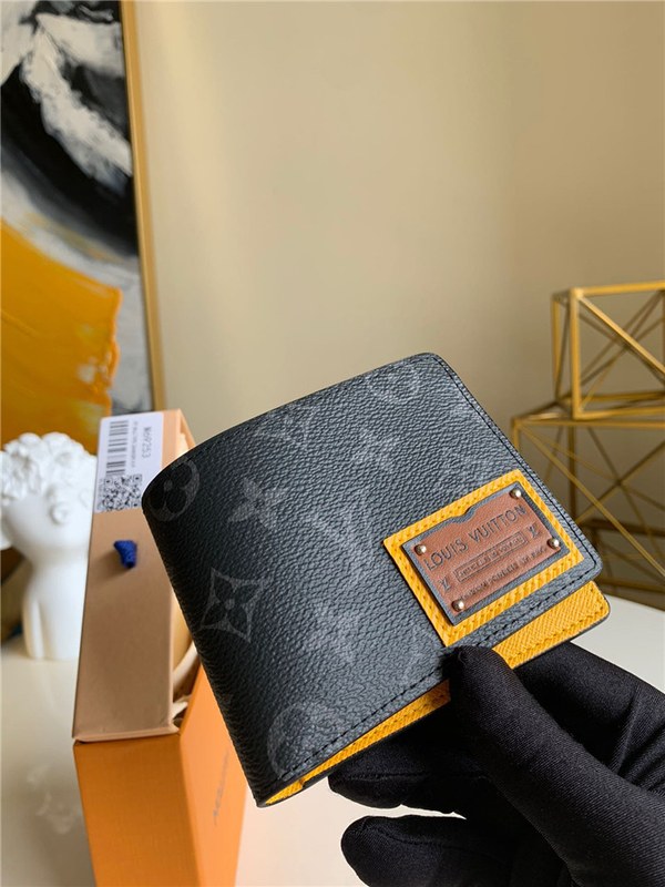 루이비통 멀티플 반지갑  M69253 2020/신상