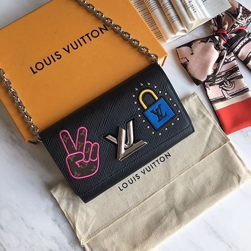 루이비통 트위스트 체인지갑봄신상 M63320