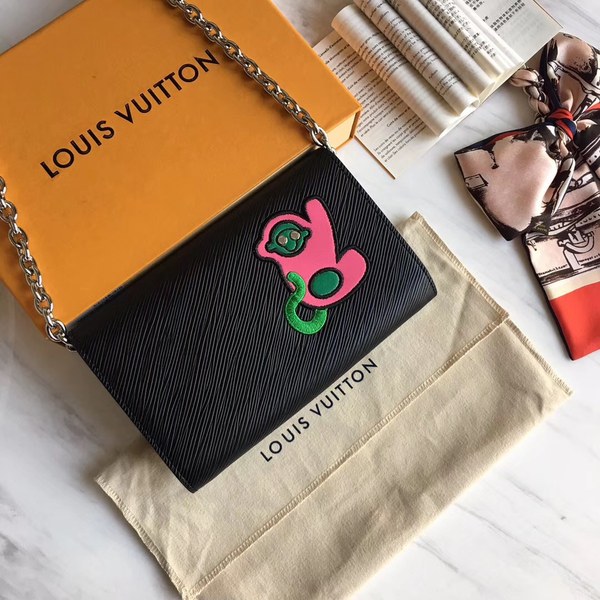 루이비통 트위스트 체인지갑봄신상 M63320