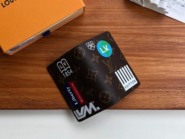 루이비통 카드지갑 M67817 봄신상