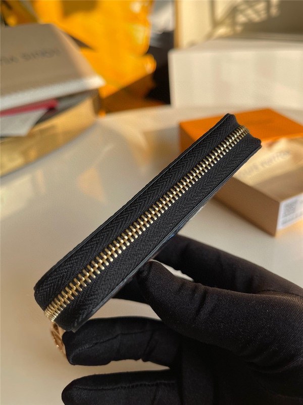 Louis Vuitton 루이비통 게임온 지피코인 퍼스 M80305