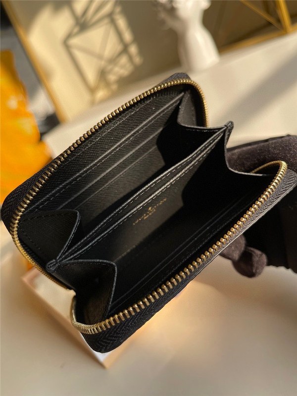 Louis Vuitton 루이비통 게임온 지피코인 퍼스 M80305