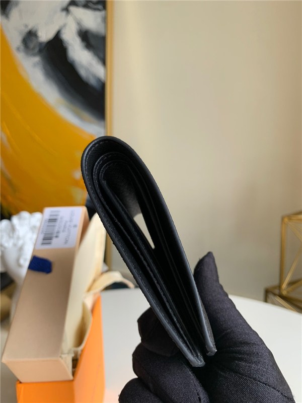 21위 Louis Vuitton  루이비통 멀티플 반지갑 M30295 2020/신상