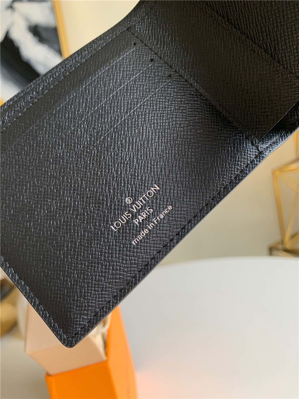 21위 Louis Vuitton  루이비통 멀티플 반지갑 M30295 2020/신상