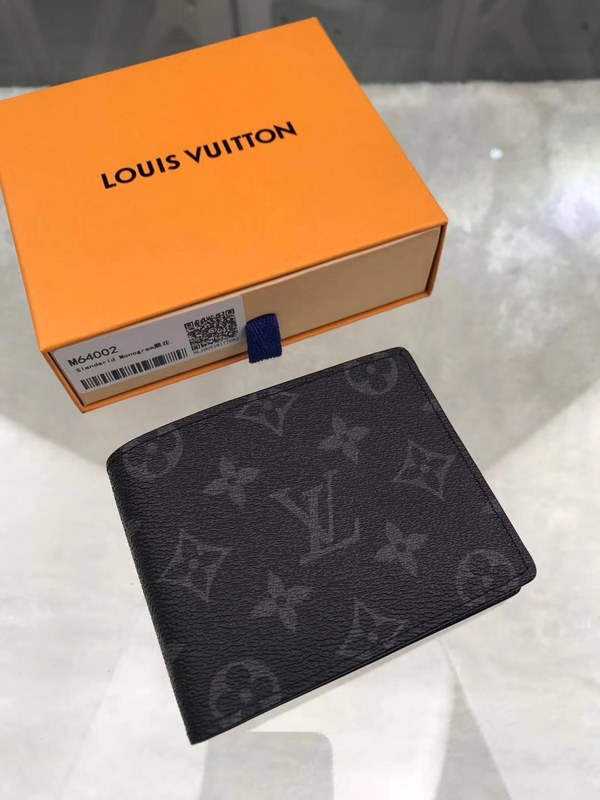 4위 Louis Vuitton 루이비통 반지갑 M64002