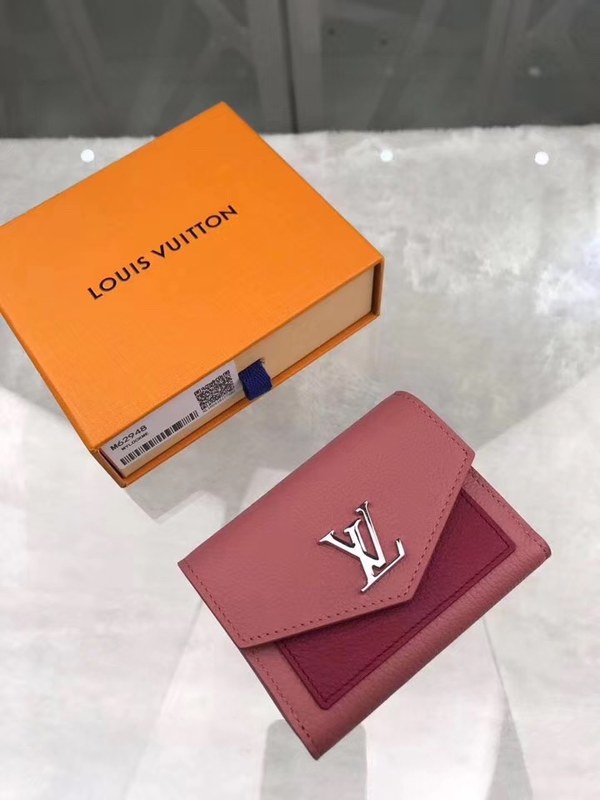Louis Vuitton 루이비통 신상 M62948