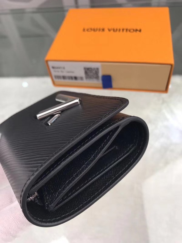 Louis Vuitton 루이비통 신상 M64414