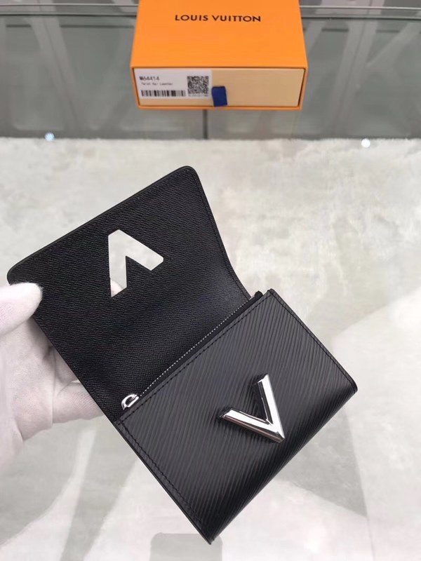 Louis Vuitton 루이비통 신상 M64414